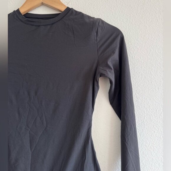 Skims Fits Everybody Long Sleeve Crew Neck Bodysuit size small - Picture 2 of 4